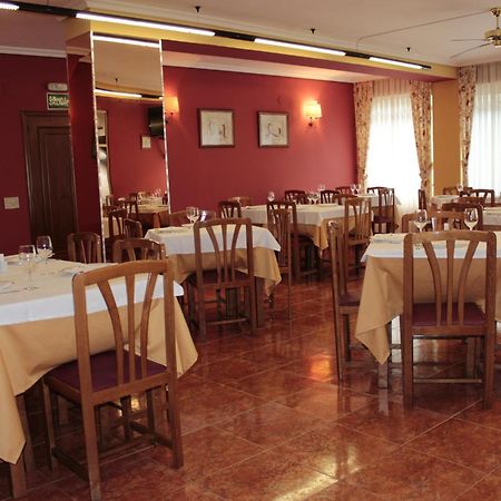Hotel Penagrande Cangas De Narcea Exteriör bild