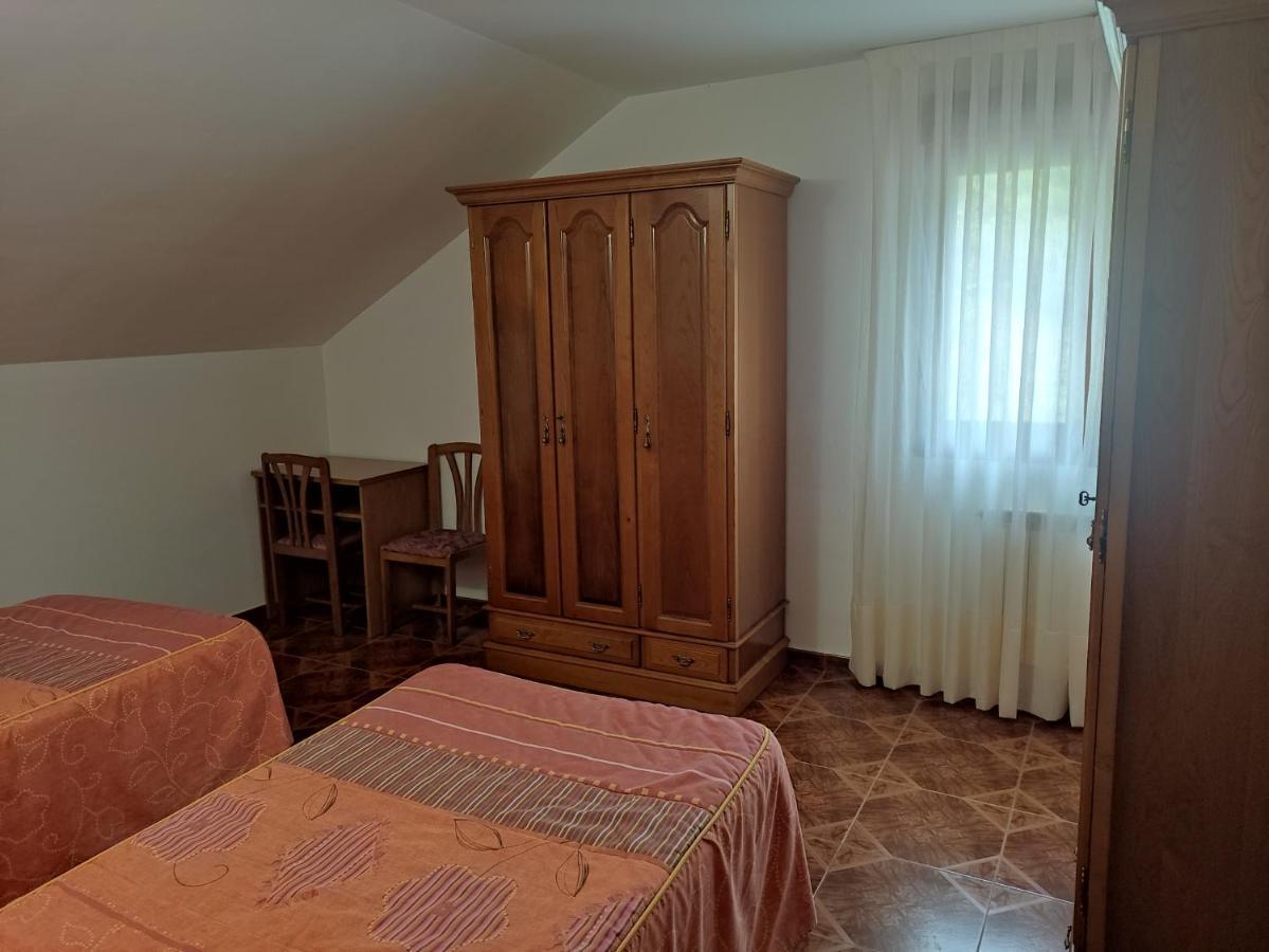 Hotel Penagrande Cangas De Narcea Exteriör bild