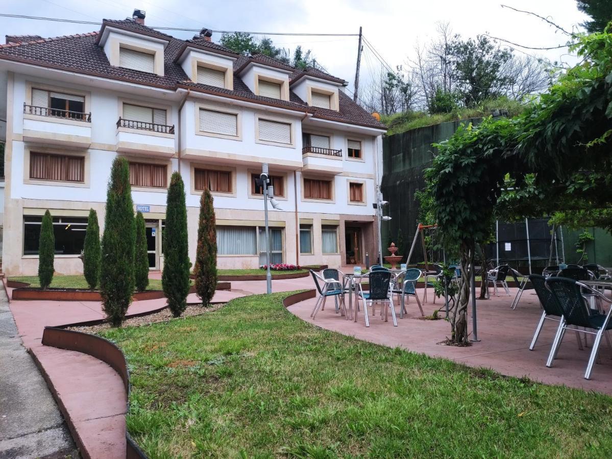 Hotel Penagrande Cangas De Narcea Exteriör bild