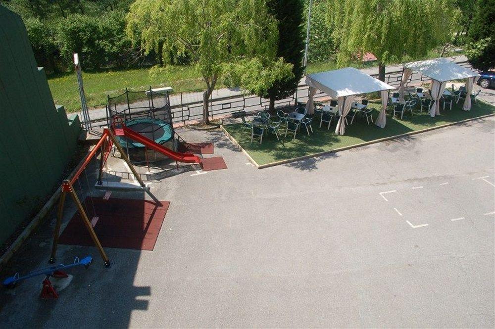 Hotel Penagrande Cangas De Narcea Exteriör bild