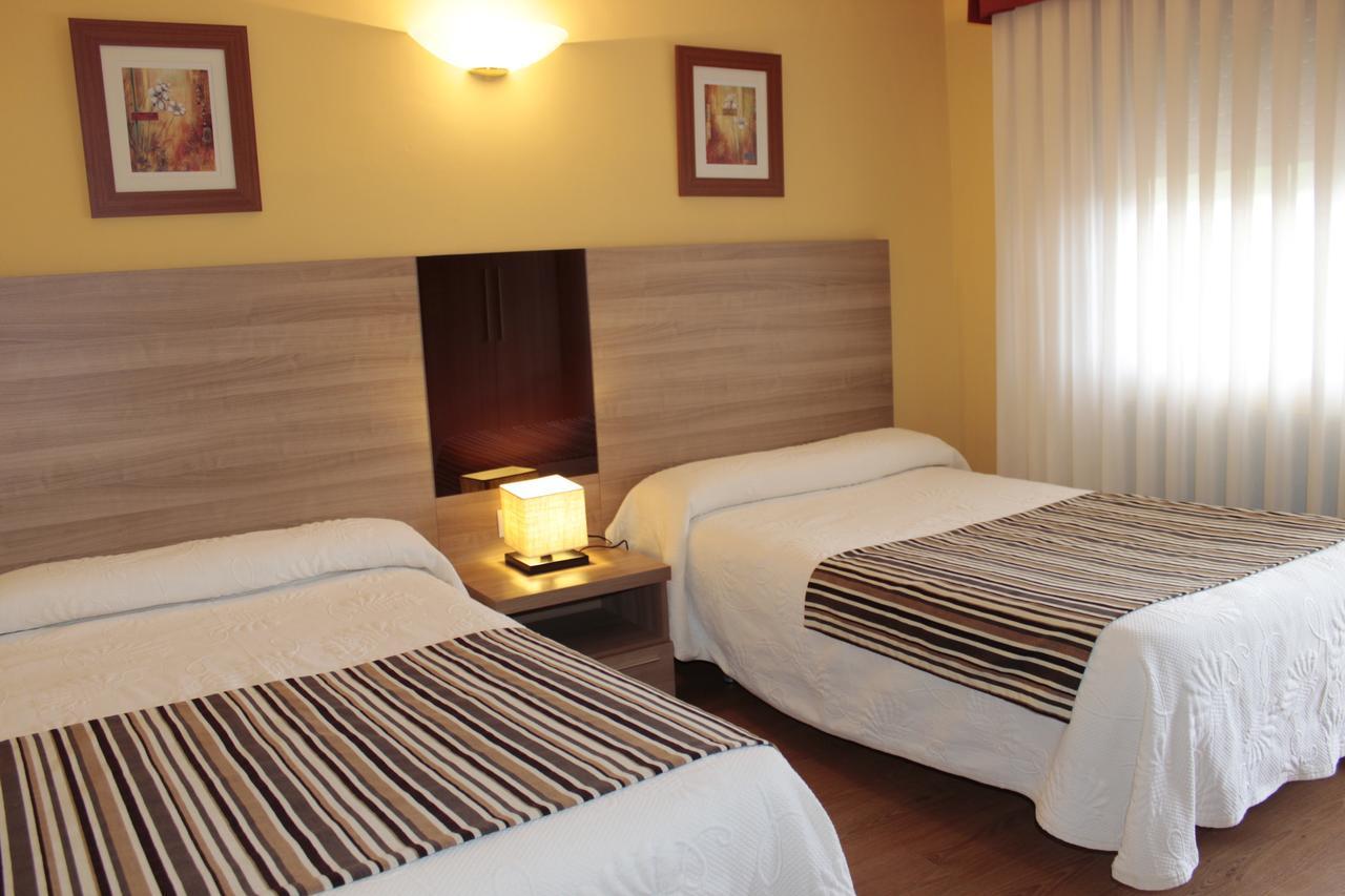 Hotel Penagrande Cangas De Narcea Exteriör bild
